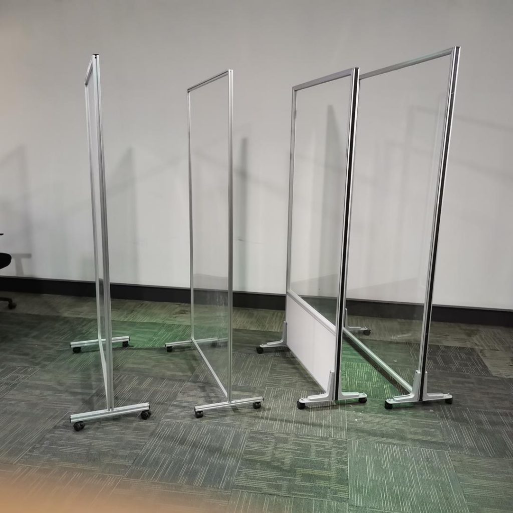 acrylic panel room dividers on wheels.