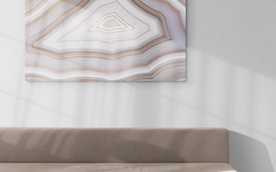 Comfy_sofa_in_sun-drenched_living_room (1)